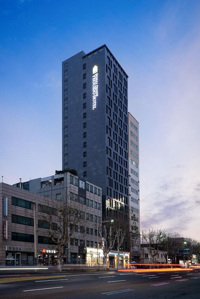 Benikea Premier Hotel Yeouido Сеул Екстер'єр фото